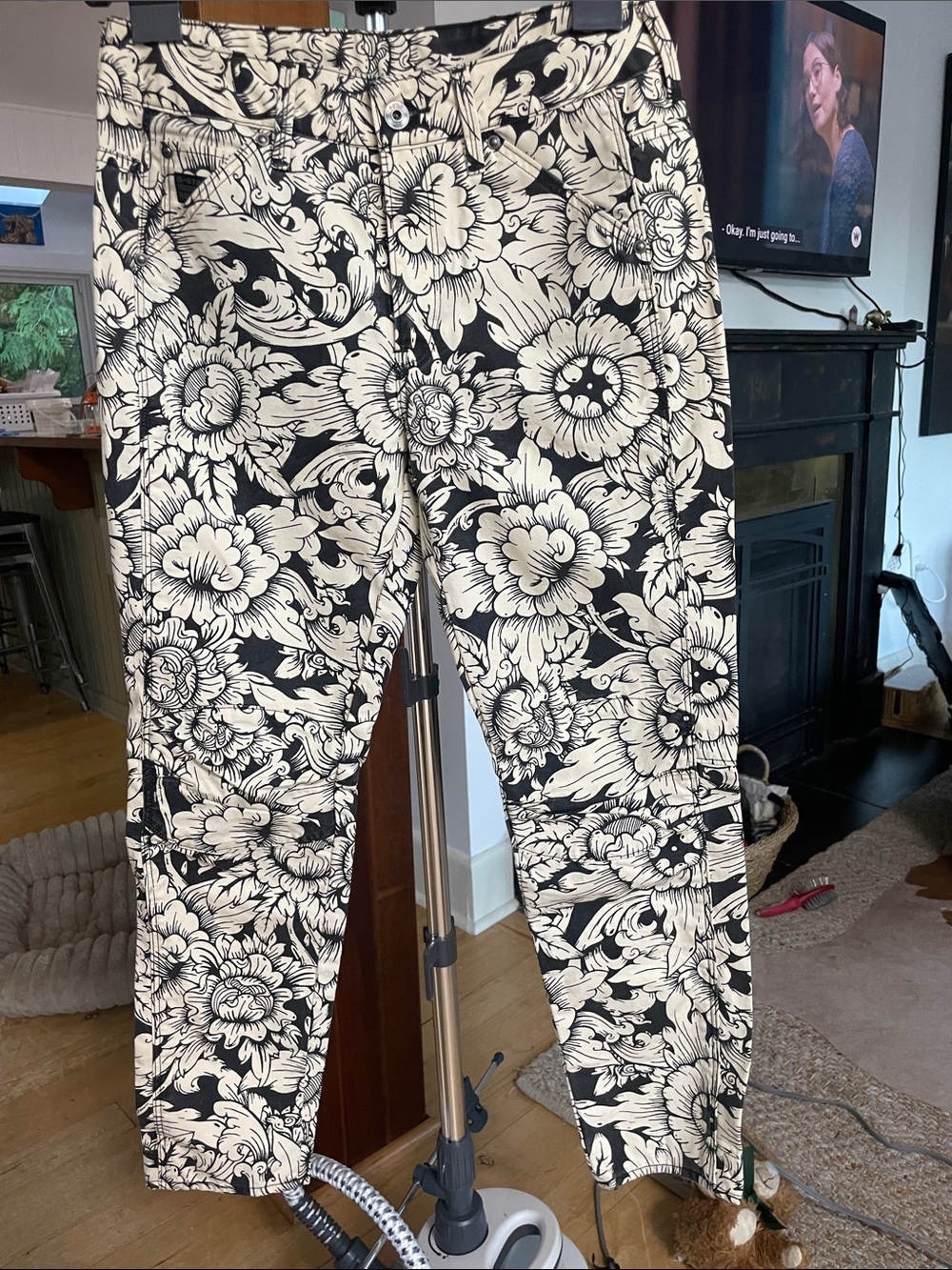 G-Star Printed jeans in Cream & Black